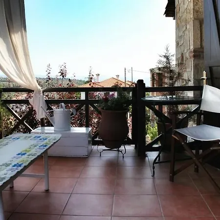 - Ta Petrina - Traditional Stone-built Holiday home *