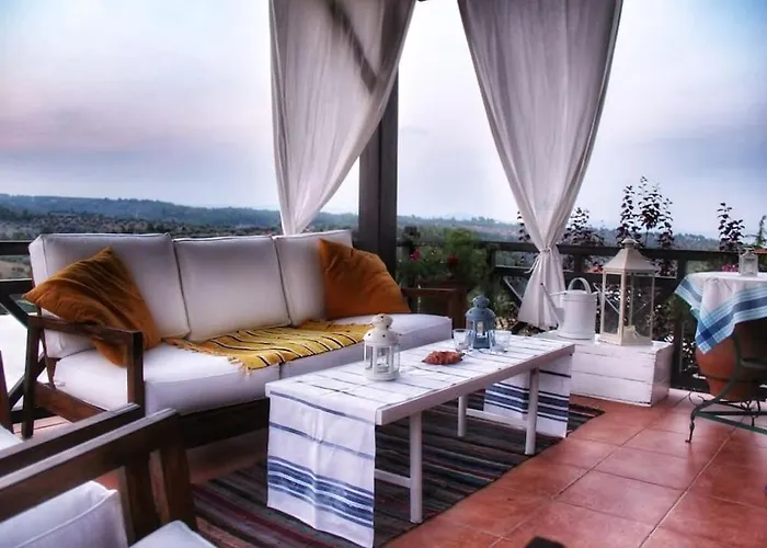 Holiday home - Ta Petrina - Traditional Stone-built Agios Nikolaos (Chalkidiki)
