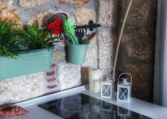 - Ta Petrina - Traditional Stone-built Holiday home *